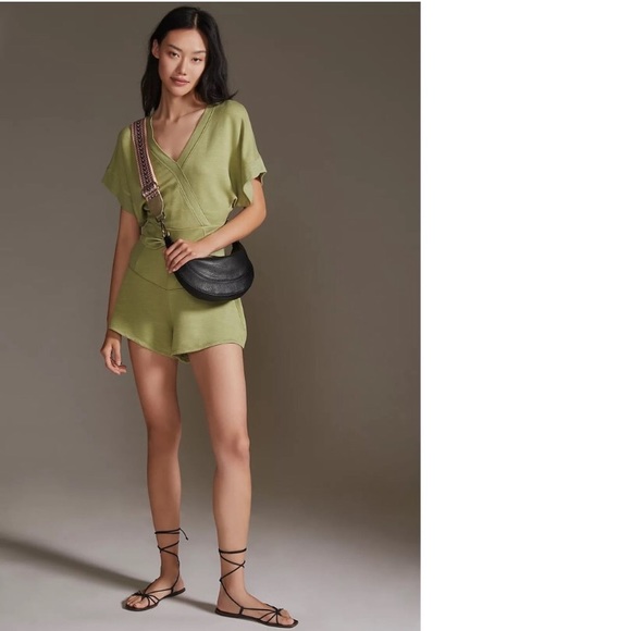 NWT! Anthropologie Fitted Corset Short Sleeve Top - Picture 4 of 7